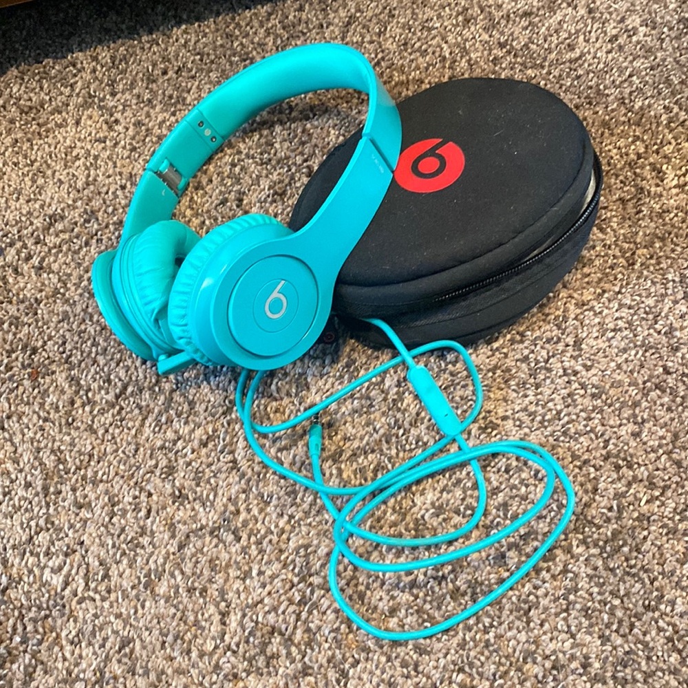 Dr Dre beats- turquoise